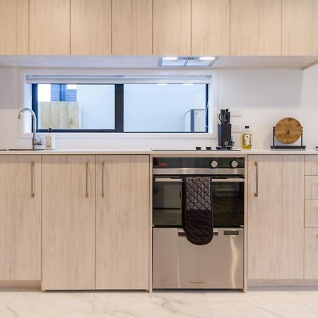 Chic Studio In The Heart Of Christchurch Exterior photo